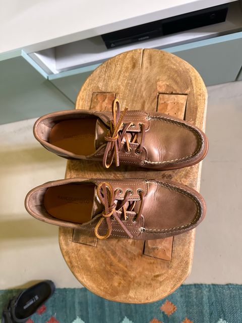 Photo by ro on September 27, 2022 of the Rancourt & Co. Classic Ranger-Moc in Horween Natural Chromexcel.