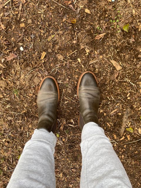 Photo by csburkhalter on February 4, 2025 of the Rider Boot Co. Fritz in Maryam Salvia Horsebutt.