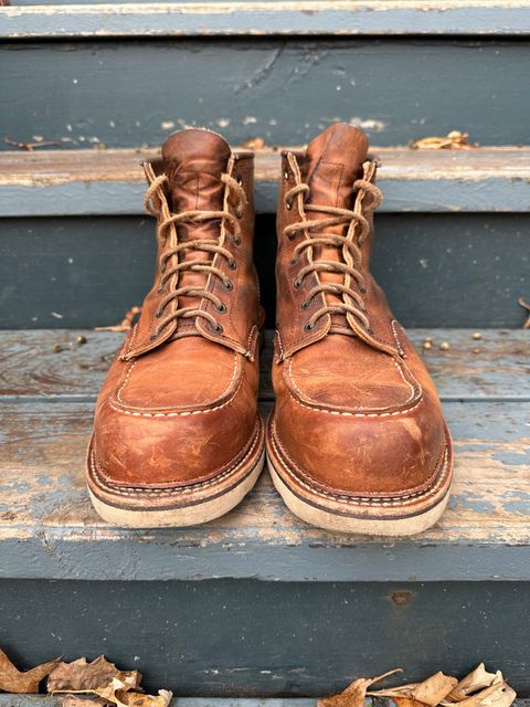 Photo by scratch.awl on December 3, 2023 of the Red Wing 6-Inch Classic Moc in S.B. Foot Copper Rough and Tough.