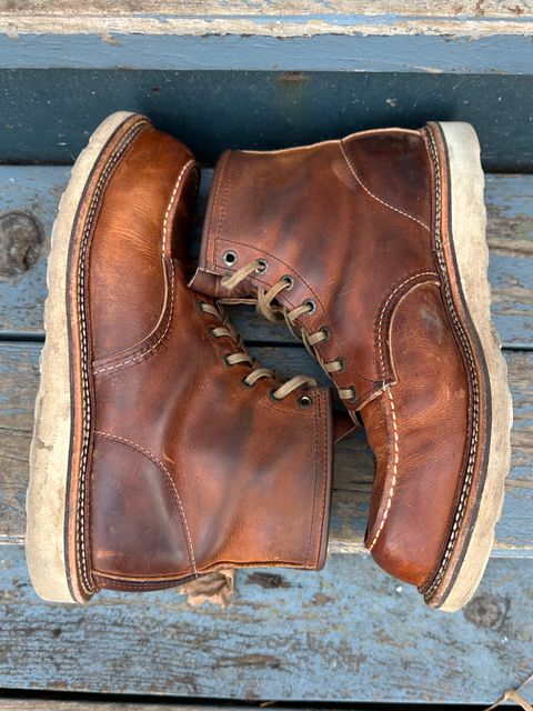 Photo by scratch.awl on February 5, 2024 of the Red Wing 6-Inch Classic Moc in S.B. Foot Copper Rough and Tough.