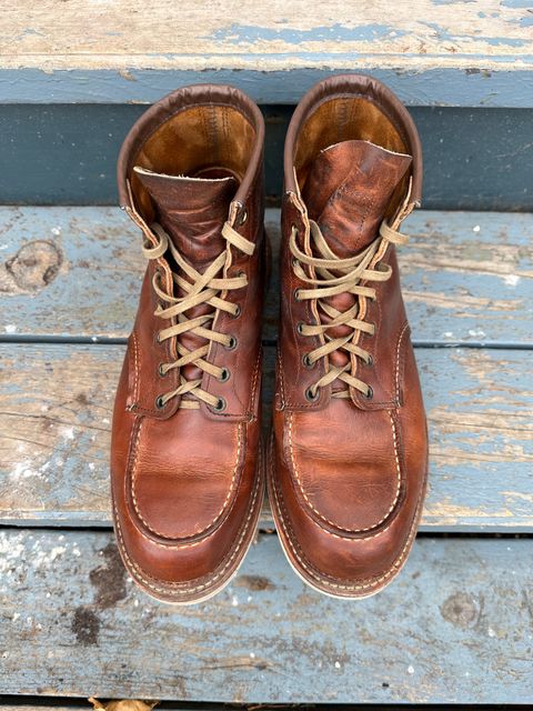 Photo by scratch.awl on March 3, 2024 of the Red Wing 6-Inch Classic Moc in S.B. Foot Copper Rough and Tough.