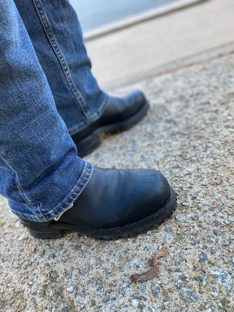 Photo by chefwood on December 6, 2022 of the Dayton Boots Unlisted Model in Unknown Leather.