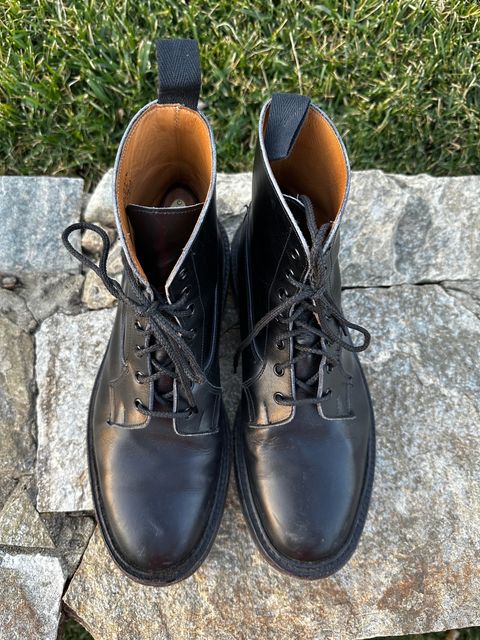 Photo by swampdonkey on January 5, 2024 of the Tricker's Burford Plain Derby Boot in Black Calf.
