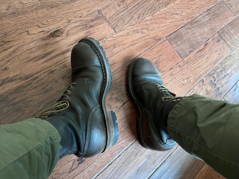 Photo by Val on April 13, 2023 of the White's Bounty Hunter in Horween Olive Waxed Flesh.
