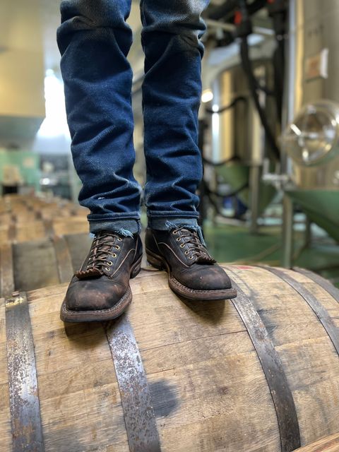 Photo by 32oz_denim on April 5, 2023 of the White's Bounty Hunter in Horween Black Chromexcel Horsebutt.
