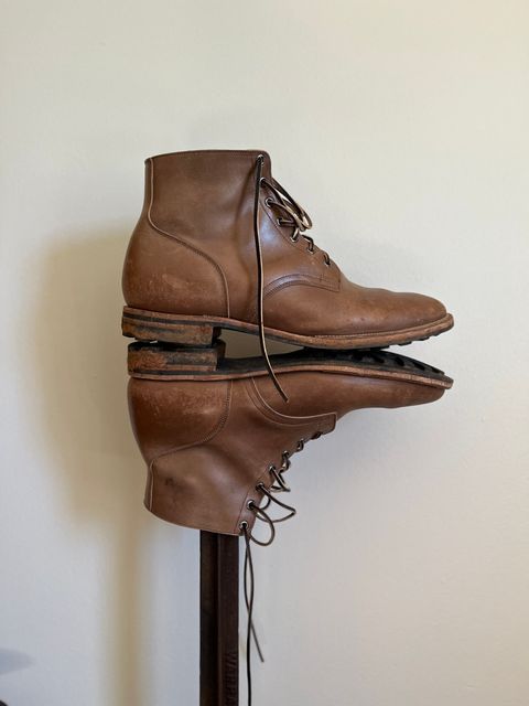 Photo by brogued on February 28, 2025 of the Viberg Service Boot in Maryam Taupe TPR Horsebutt.