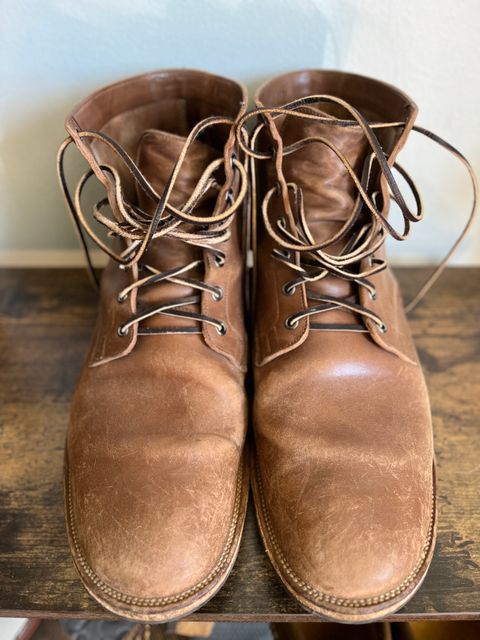 Photo by brogued on April 1, 2025 of the Viberg Service Boot in Maryam Taupe TPR Horsebutt.