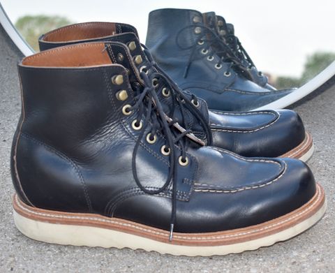 Photo by stheisen on April 4, 2023 of the Grant Stone Brass Boot in Horween Black Chromexcel.