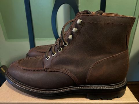 Photo by Rangerfan7676 on October 4, 2024 of the Grant Stone Ottawa Boot in C.F. Stead Tobacco Waxy Commander Suede.