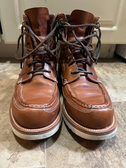 Photo by Rangerfan7676 on November 1, 2023 of the Grant Stone Field Boot in Badalassi Carlo Saddle Tan Minerva.