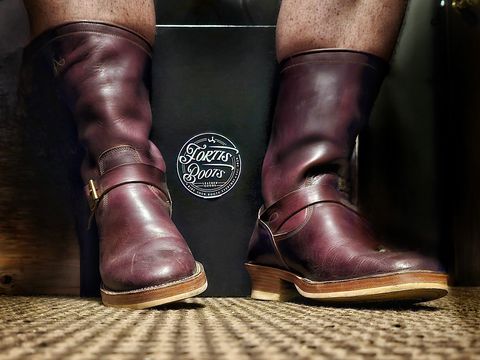 Photo by nobnix on November 24, 2024 of the Fortis Boots Tapak 2.0 Engineer Boots in Horween Color 8 Chromexcel.