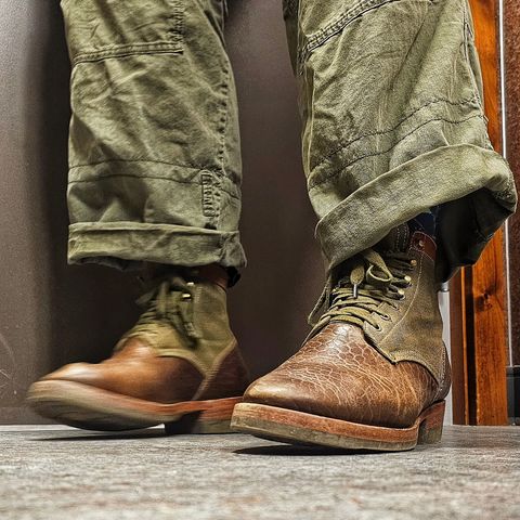 Photo by nobnix on September 11, 2024 of the Prof Barnets Unknown Model in Shinki Cognac Shrunken Horsebutt.