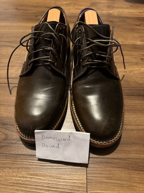 Photo by jinwoo on October 9, 2023 of the Viberg Derby Shoe in Horween Dark Cognac Shell Cordovan.