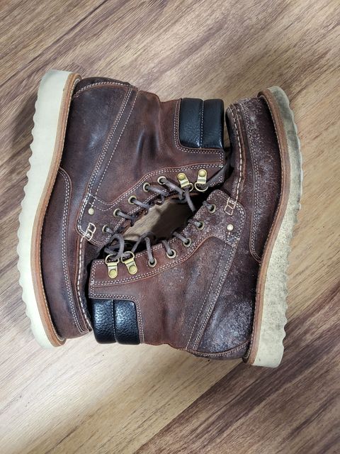Photo by ajsoo on January 5, 2023 of the Grant Stone Field Boot in C.F. Stead Dark Burgundy Classic Kudu.