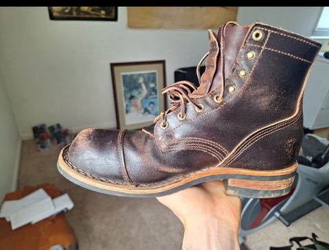 Photo by PatinaTherapist on March 4, 2024 of the Nicks Prospector in Horween Brown Waxed Flesh.