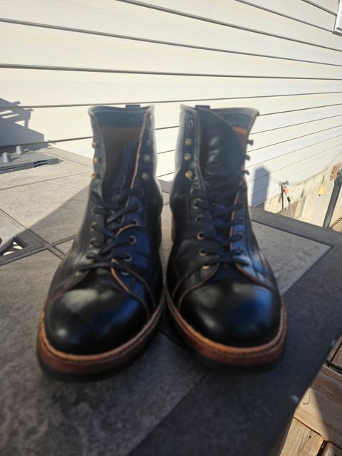 Photo by hosekileather on October 1, 2025 of the Red Wing x Indian Motorcycle Spirit Lake in Redwing Amber Portage Leather.