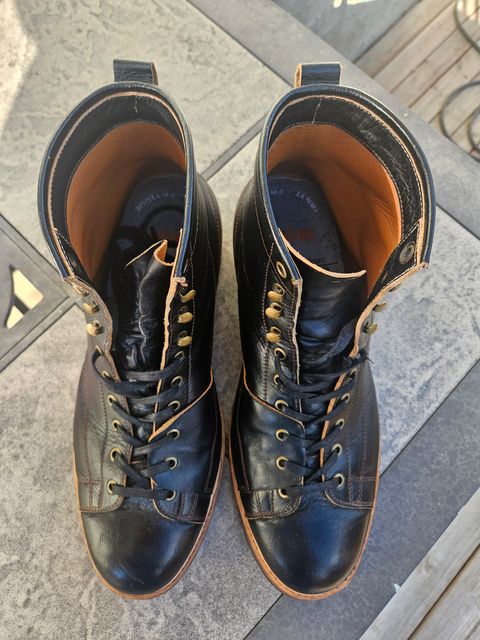 Photo by hosekileather on October 1, 2025 of the Red Wing x Indian Motorcycle Spirit Lake in Redwing Amber Portage Leather.