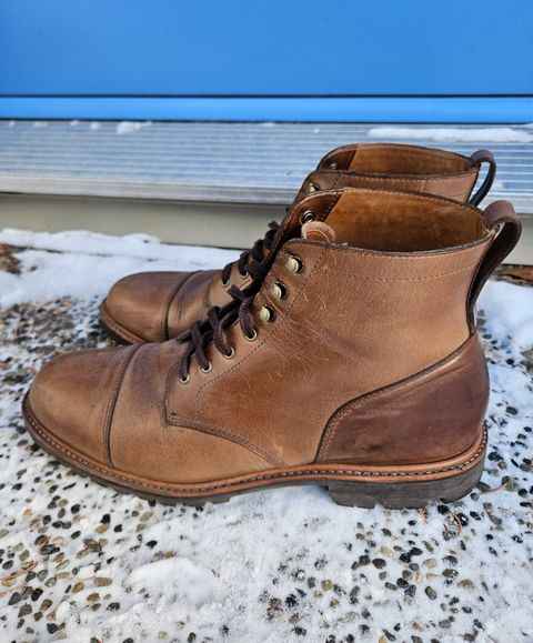 Photo by hosekileather on March 4, 2024 of the J.Crew Kenton Pacer Boots in Horween Natural Chromexcel.