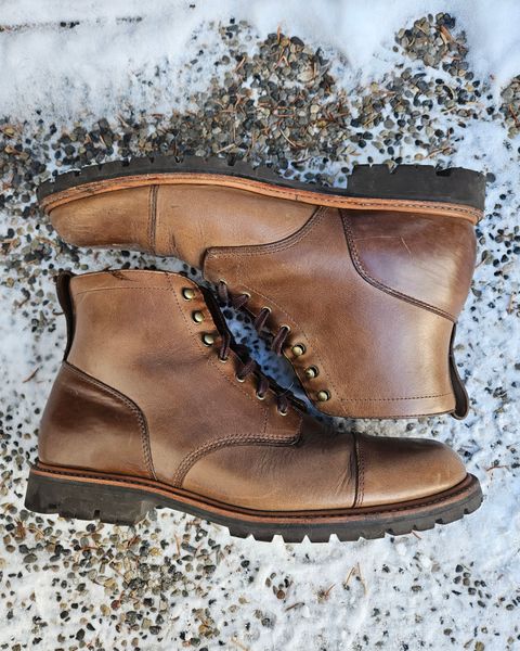 Photo by hosekileather on March 4, 2024 of the J.Crew Kenton Pacer Boots in Horween Natural Chromexcel.
