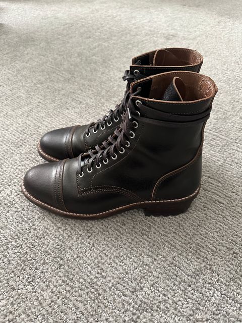 Photo by carey_francis on November 6, 2023 of the Thursday Logger in Horween Dark Brown Waxed Flesh.