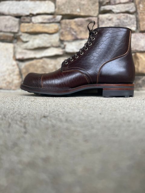 Photo by wvbootsndenim on October 2, 2022 of the Viberg Service Boot in Shinki Dark Brown Oiled Horsebutt.