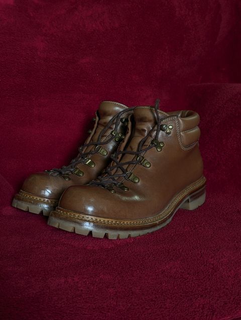 Photo by User1 on December 12, 2025 of the Master Zuo Custom Model in Horween Natural Chromexcel.
