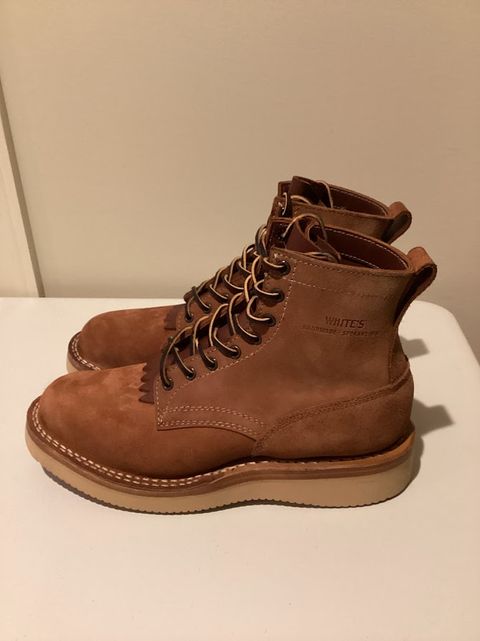 Photo by bars_grover23 on December 6, 2023 of the White's C350-CS in Seidel Red Dog Oil Tan Roughout.