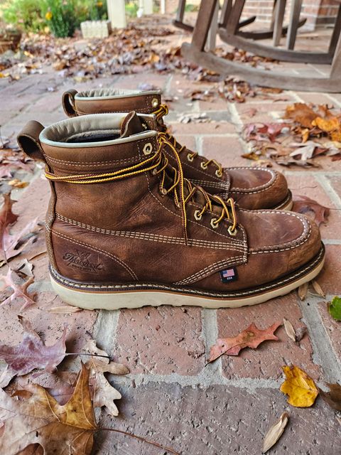 Photo by bars_grover23 on November 4, 2023 of the Thorogood American Heritage 6" Moc Toe in Seidel Trail Crazy Horse.