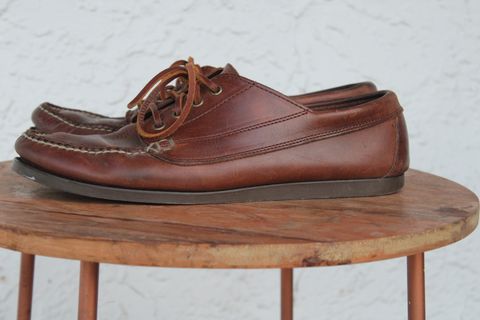 Photo by dandandan on November 2, 2025 of the Oak Street Bootmakers Trail Oxford in Horween Natural Chromexcel.