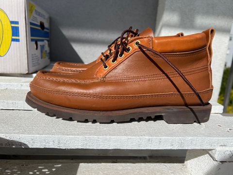 Photo by Charismo82 on October 1, 2022 of the Russell Moccasin Co. Unlisted Model in Unknown Leather.