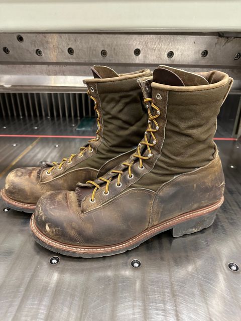 Photo by FtValloniaStreaker on January 4, 2024 of the Hall's Lace-To-Toe Lineman Boot in Brown Crazy Horse Oiled Leather.