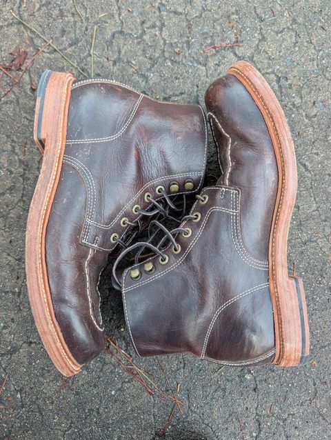 Photo by SIDO on February 4, 2026 of the Grant Stone Brass Boot in Dark Snuff Oiled Shoulder.