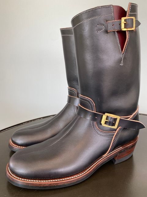 Photo by MartinField on October 1, 2023 of the Unsung U 22-2 Engineer Boot in Wickett & Craig Burgundy H Latigo.