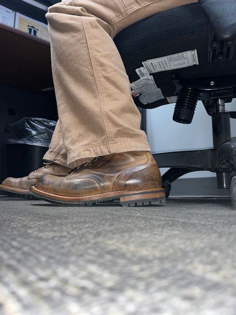 Photo by Chhh1984 on May 1, 2025 of the Truman Plain Toe Boot in Horween Natural Cypress.