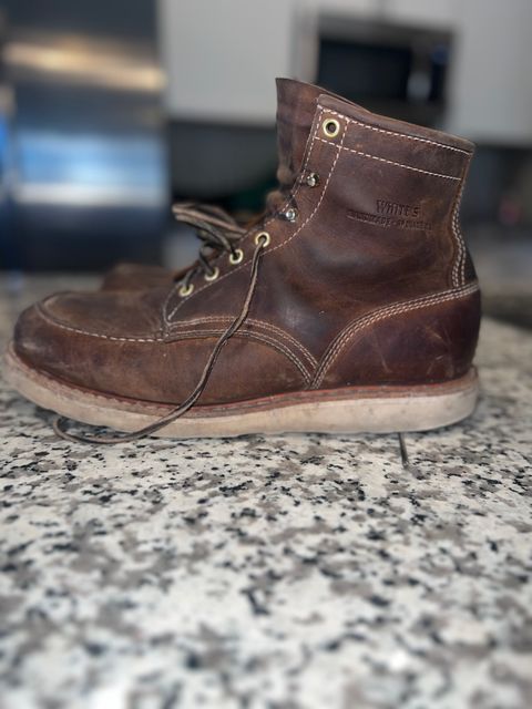 Photo by joji_k on January 5, 2023 of the White's Perry in Unknown Leather.