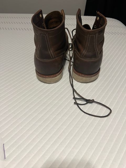 Photo by joji_k on March 5, 2023 of the White's Perry in Unknown Leather.