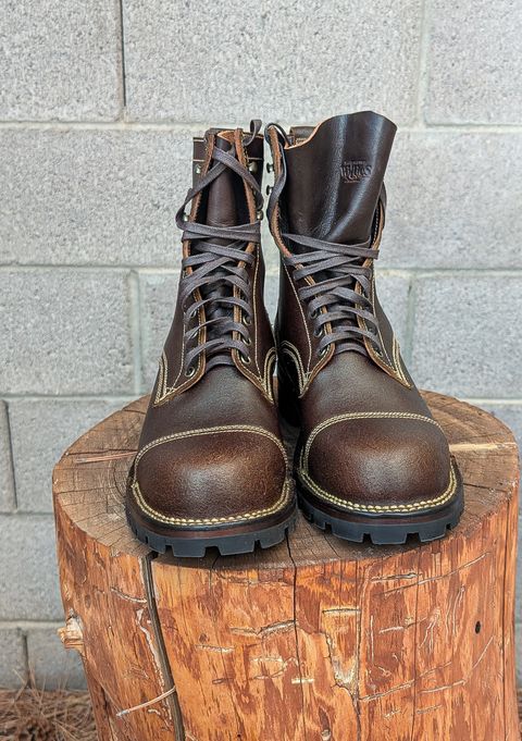 Photo by prospect_joe on September 29, 2025 of the Willie's Handmade Boots Logger in Horween Chromexcel Brown Waxed Flesh.