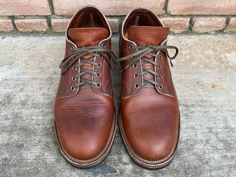 Photo by sononchalant on December 5, 2022 of the Viberg 145 Oxford in Horween Saddle Tan Chromepak.