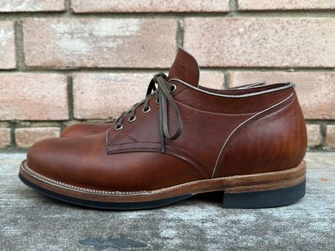 Photo by sononchalant on December 5, 2022 of the Viberg 145 Oxford in Horween Saddle Tan Chromepak.