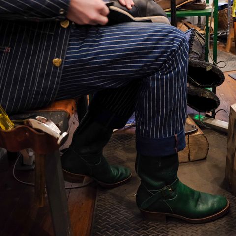 Photo by LarryStyles on December 2, 2025 of the Unsung U 22-2 Engineer Boot in Horween Chromexcel Embossed.
