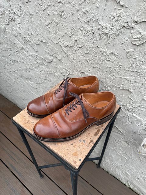 Photo by AGold on January 5, 2023 of the Viberg Bastion Oxford in Horween Natural Shell Cordovan.