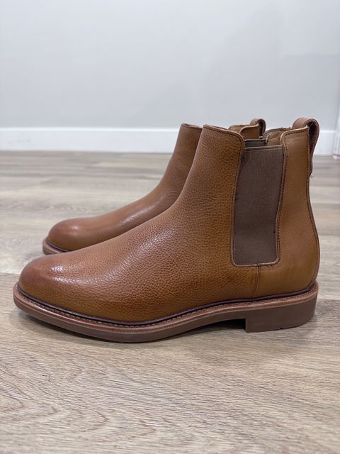 Photo by worldtraveler on November 6, 2023 of the Allen Edmonds Denali Chelsea Boot in Unknown Leather.