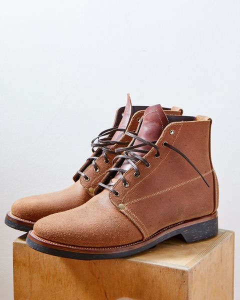 Photo by kosta on November 4, 2023 of the Unsung U 22-1 Slog Boot in Wickett & Craig Chestnut Oiled Latigo Roughout.