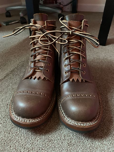 Photo by ivvn10 on October 5, 2022 of the White's 350 Cruiser in Horween Natural Waxed Flesh.