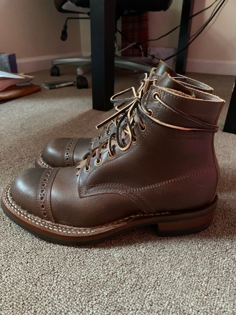 Photo by ivvn10 on October 5, 2022 of the White's 350 Cruiser in Horween Natural Waxed Flesh.