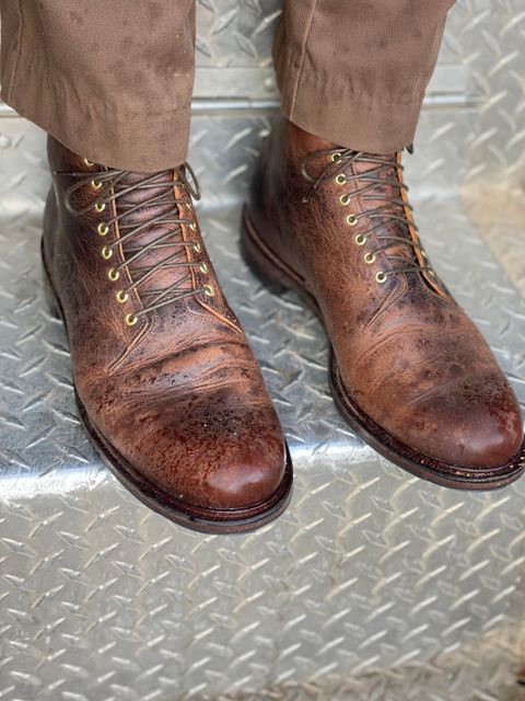 Photo by boot_247 on October 3, 2022 of the Viberg Wholecut Derby Boot in Horween Rowdy Dachshund.