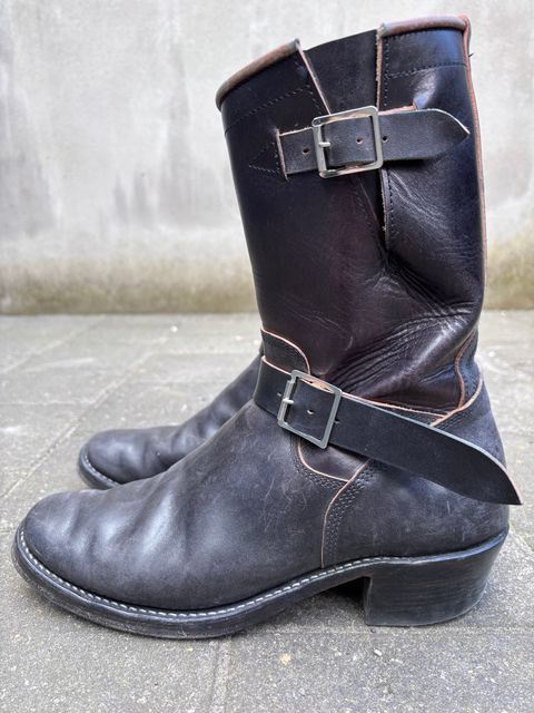 Photo by Chris007 on April 4, 2026 of the Raland Bootmaker Engineers in Maryam Black Horsebutt.
