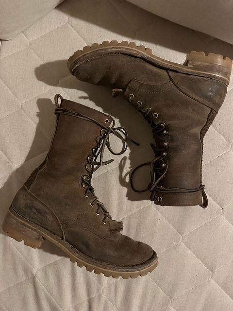 Photo by RunningBearWest on December 6, 2022 of the Nicks BuilderPro in Seidel MaxSupport Tan Roughout.