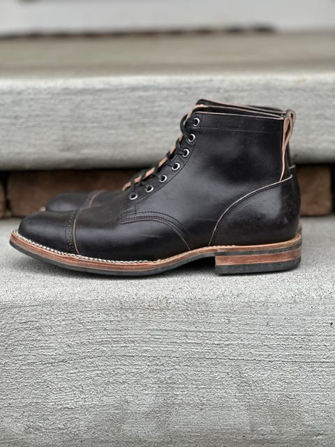 Photo by horweendreams on March 5, 2024 of the Viberg Service Boot BCT in Maryam Black Horsebutt.