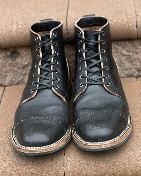 Photo by horweendreams on March 4, 2024 of the Viberg Service Boot BCT in Maryam Black Horsebutt.